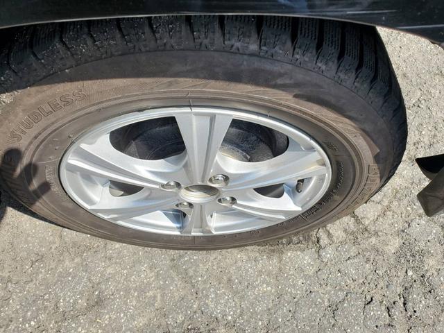 AU 4WD CVT 社外アルミ 純正CD・MD ETC(9枚目)