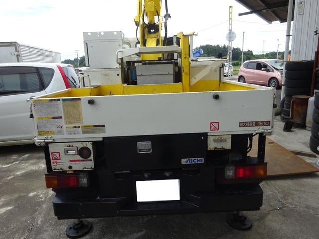 デュトロ 　高所作業車　オートマ　ＥＴＣ　作業床車載荷重２００ｋｇ　最大積載量１５０ｋｇ　前後アウトリガー　エアバック　左右棚付き　ＡＭＦＭラジオ（13枚目）