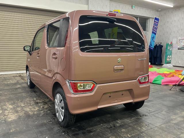ワゴンＲ ＦＸ　ＦＸ（４名）　４ＷＤ　届出済未使用車　衝突被害軽減システム　盗難防止システム　衝突安全ボディ　クリアランスソナー　シートヒーター　オートライト　電動格納ミラー（12枚目）
