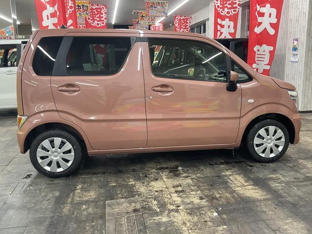 ワゴンＲ ＦＸ　ＦＸ（４名）　４ＷＤ　届出済未使用車　衝突被害軽減システム　盗難防止システム　衝突安全ボディ　クリアランスソナー　シートヒーター　オートライト　電動格納ミラー（13枚目）