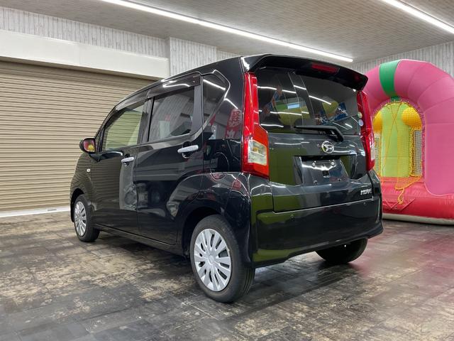 ムーヴ Ｌ　ＳＡＩＩＩ　４ＷＤ　運転席・助手席エアーバック　盗難防止システム　衝突安全ボディ　衝突被害軽減システム　アイドリングストップ　ベンチシート　フルフラット（8枚目）