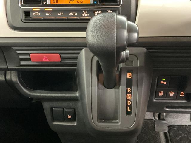 スペーシア ハイブリッドＧ　４ＷＤ　スマートキー　アイドリングストップ　衝突被害軽減システム　衝突安全ボディ　盗難防止システム　クリアランスソナー　シートヒーター　フルフラット（32枚目）
