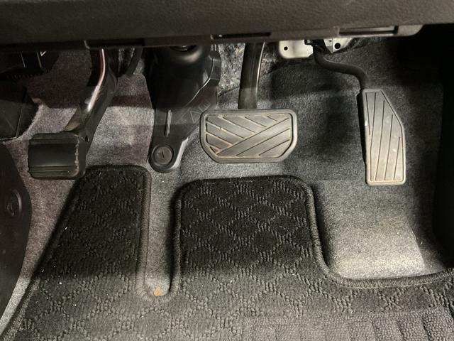スペーシア ハイブリッドＧ　４ＷＤ　スマートキー　アイドリングストップ　衝突被害軽減システム　衝突安全ボディ　盗難防止システム　クリアランスソナー　シートヒーター　フルフラット（38枚目）