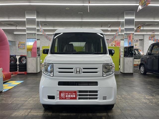 Ｎ－ＶＡＮ 　４ＷＤ　届出済未使用車　スマートキー　アイドリングストップ　衝突被害軽減システム　衝突安全ボディ　盗難防止システム　クリアランスソナー　シートヒーター（2枚目）