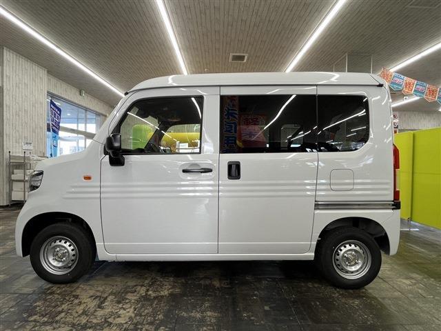 Ｎ－ＶＡＮ 　４ＷＤ　届出済未使用車　スマートキー　アイドリングストップ　衝突被害軽減システム　衝突安全ボディ　盗難防止システム　クリアランスソナー　シートヒーター（13枚目）