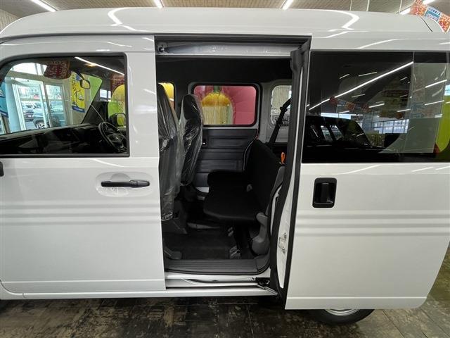 Ｎ－ＶＡＮ 　４ＷＤ　届出済未使用車　スマートキー　アイドリングストップ　衝突被害軽減システム　衝突安全ボディ　盗難防止システム　クリアランスソナー　シートヒーター（21枚目）