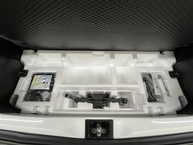 アルト Ｌ　４ＷＤ　スマートキー　アイドリングストップ　衝突被害軽減システム　衝突安全ボディ　盗難防止システム　クリアランスソナー　シートヒーター（22枚目）