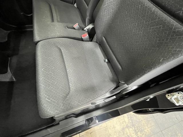 ワゴンＲ ハイブリッドＦＸ　４ＷＤ　キーレスエントリー　アイドリングストップ　衝突安全ボディ　盗難防止システム　クリアランスソナー　シートヒーター　ハイブリッド（29枚目）