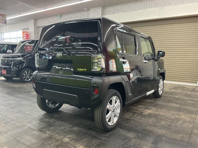 タフト Ｇ　４ＷＤ　届出済未使用車　スマートキー　アイドリングストップ　衝突被害軽減システム　衝突安全ボディ　盗難防止システム　クリアランスソナー　シートヒーター　バックカメラ　ｌＥＤヘッドランプ　サンルーフ（7枚目）