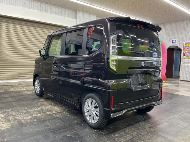 スペーシアカスタム ハイブリッドＧＳ　４ＷＤ　届出済未使用車　スマートキー　アイドリングストップ　衝突被害軽減システム　衝突安全ボディ　盗難防止システム　クリアランスソナー　シートヒーター　助手席側パワースライド（10枚目）