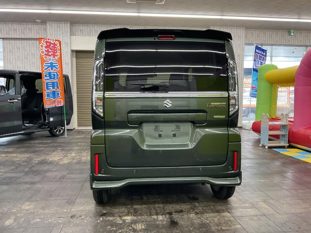 スペーシアカスタム ハイブリッドＧＳ　４ＷＤ　届出済未使用車　両側スライドドア　片側パワースライドドア　衝突被害軽減システム　盗難防止システム　衝突安全ボディ　クリアランスソナー　シートヒーター（8枚目）