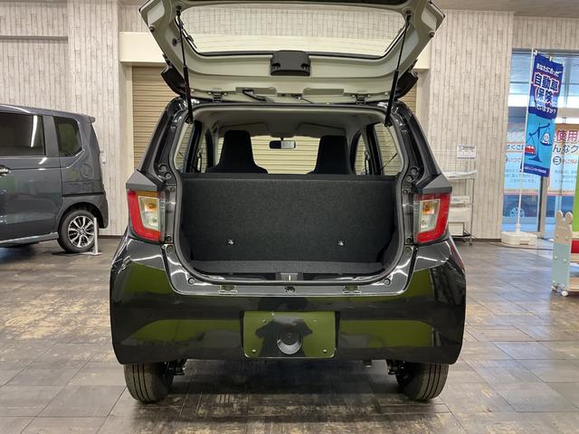 ミライース Ｌ　４ＷＤ　届出済未使用車　スマートキー　アイドリングストップ　衝突被害軽減システム　衝突安全ボディ　盗難防止システム　クリアランスソナー　シートヒーター（12枚目）