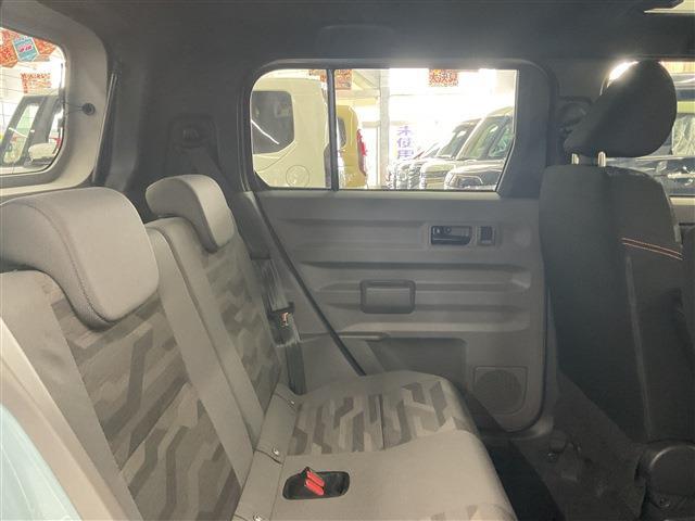 タフト Ｇ　４ＷＤ　届出済未使用車　衝突被害軽減システム　盗難防止システム　衝突安全ボディ　クリアランスソナー　シートヒーター　サンルーフ　電動パーキングブレーキ（21枚目）