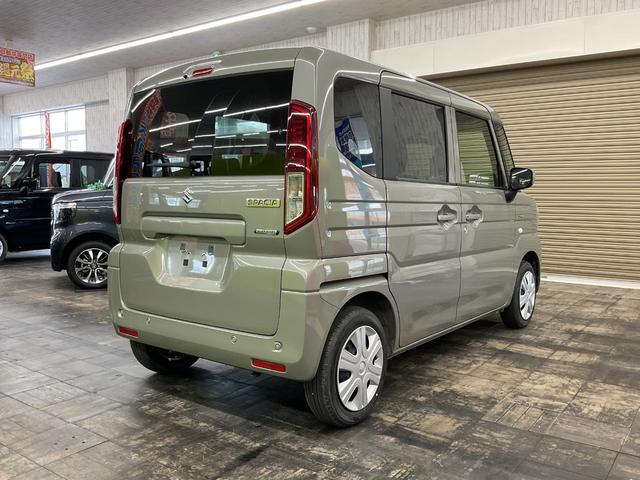 スペーシア ハイブリッドＧ　４ＷＤ　届出済未使用車　スマートキー　アイドリングストップ　衝突被害軽減システム　衝突安全ボディ　盗難防止システム　クリアランスソナー　シートヒーター（5枚目）