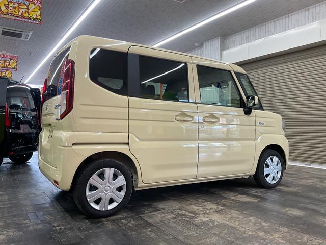 スペーシア ハイブリッドＧ　届出済み未使用車　４ＷＤ　運転席・助手席エアーバック　ＡＢＳ　ＥＳＣ　盗難防止システム　衝突被害軽減システム　衝突安全ボディ　アイドリングストップ　クリアランスソナー（10枚目）
