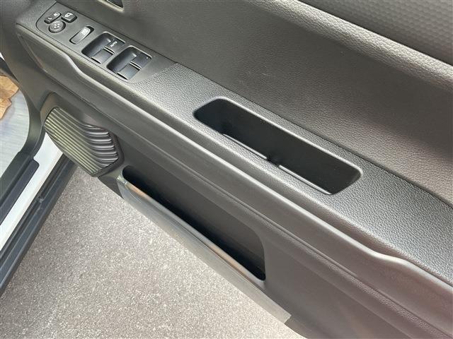 ハスラー ハイブリッドＧ　４ＷＤ　届出済未使用車　スマートキー　アイドリングストップ　衝突被害軽減システム　衝突安全ボディ　盗難防止システム　クリアランスソナー　シートヒーター　レーンアシスト（52枚目）