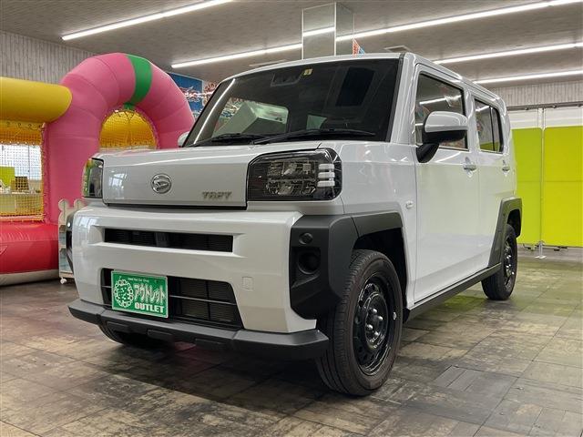 タフト Ｘ　４ＷＤ　スマートキー　アイドリングストップ　衝突被害軽減システム　衝突安全ボディ　盗難防止システム　クリアランスソナー　シートヒーター　ＬＥＤヘッドランプ　バックカメラ　サンルーフ（2枚目）