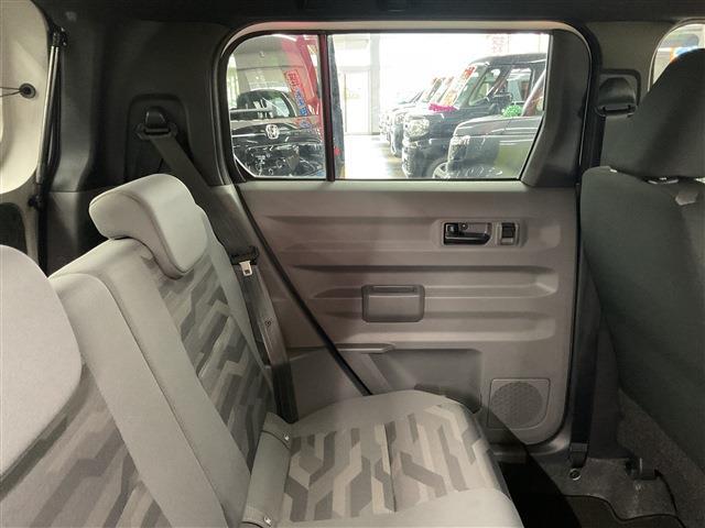 タフト Ｘ　４ＷＤ　スマートキー　アイドリングストップ　衝突被害軽減システム　衝突安全ボディ　盗難防止システム　クリアランスソナー　シートヒーター　ＬＥＤヘッドランプ　バックカメラ　サンルーフ（22枚目）