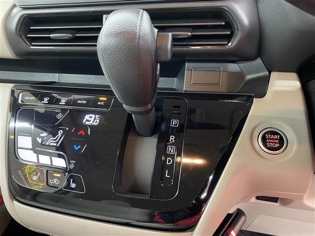 ルークス Ｘ　４ＷＤ　全方位カメラ　スマートキー　アイドリングストップ　衝突被害軽減システム　衝突安全ボディ　盗難防止システム　クリアランスソナー　シートヒーター　ＬＥＤヘッドランプ（40枚目）