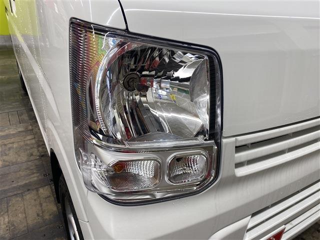 ＮＶ１００クリッパーバン 　４ＷＤ　ＦＭ／ＡＭチューナー　アイドリングストップ　パートタイム４ＷＤ　衝突被害軽減システム　ＬＥＤルームランプ　　エアコン　パワーステアリング（6枚目）