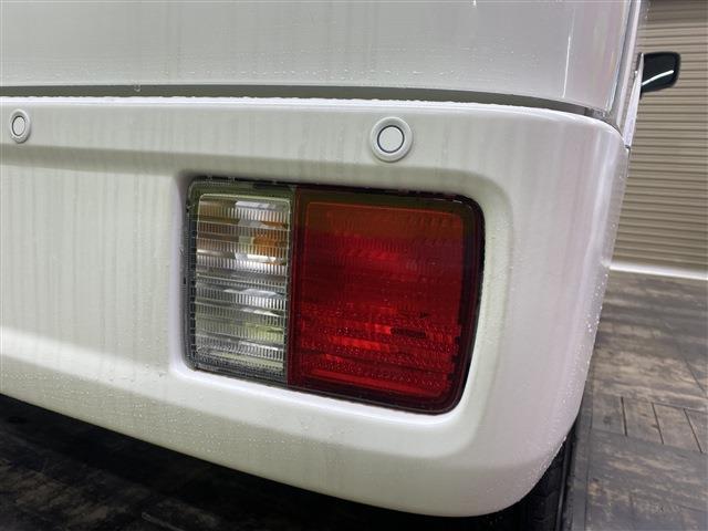 ＮＶ１００クリッパーバン 　４ＷＤ　ＦＭ／ＡＭチューナー　アイドリングストップ　パートタイム４ＷＤ　衝突被害軽減システム　ＬＥＤルームランプ　　エアコン　パワーステアリング（16枚目）