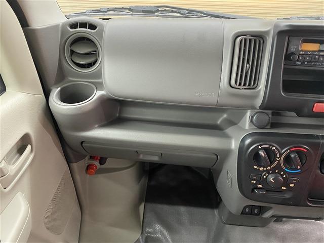 ＮＶ１００クリッパーバン 　４ＷＤ　ＦＭ／ＡＭチューナー　アイドリングストップ　パートタイム４ＷＤ　衝突被害軽減システム　ＬＥＤルームランプ　　エアコン　パワーステアリング（26枚目）