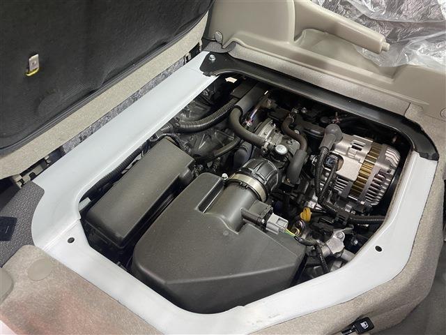 ＮＶ１００クリッパーバン 　４ＷＤ　ＦＭ／ＡＭチューナー　アイドリングストップ　パートタイム４ＷＤ　衝突被害軽減システム　ＬＥＤルームランプ　　エアコン　パワーステアリング（42枚目）