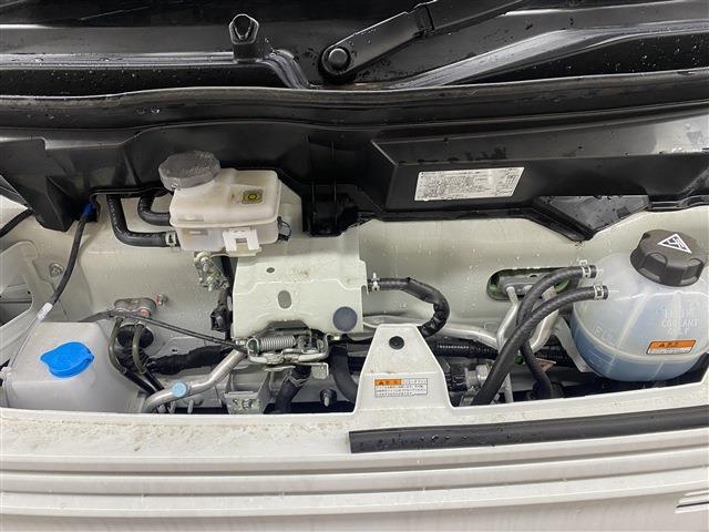 ＮＶ１００クリッパーバン 　４ＷＤ　ＦＭ／ＡＭチューナー　アイドリングストップ　パートタイム４ＷＤ　衝突被害軽減システム　ＬＥＤルームランプ　　エアコン　パワーステアリング（46枚目）