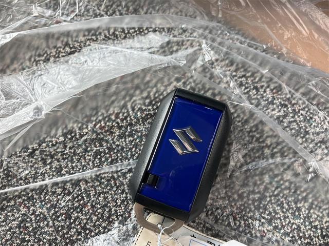 スペーシア ハイブリッドＸ　４ＷＤ　届け出済み未使用車　両側電動スライドドア　クリアランスソナー　衝突被害軽減システム　オートライト　ＬＥＤヘッドランプ　スマートキー　アイドリングストップ　電動格納ミラー　シートヒーター（9枚目）