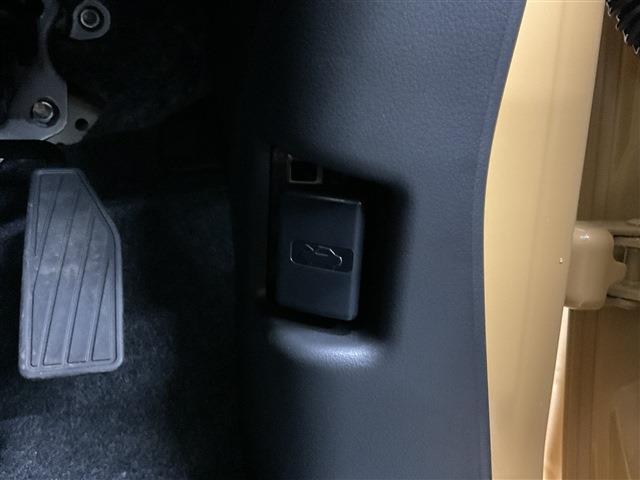 スペーシア ハイブリッドＸ　４ＷＤ　届け出済み未使用車　両側電動スライドドア　クリアランスソナー　衝突被害軽減システム　オートライト　ＬＥＤヘッドランプ　スマートキー　アイドリングストップ　電動格納ミラー　シートヒーター（55枚目）