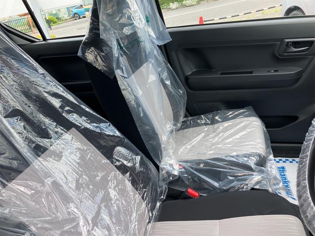 ミライース Ｌ　４ＷＤ　届け出済み未使用車　オートライト　キーレスエントリー　アイドリングストップ　ＣＶＴ　盗難防止システム　ＡＢＳ　ＥＳＣ　衝突安全ボディ　エアコン　パワーステアリング　パワーウィンドウ（13枚目）