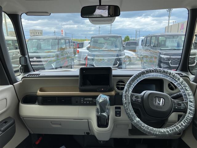 Ｎ－ＢＯＸ ベースグレード　４ＷＤ　届け出済み未使用車　両側スライド・片側電動　クリアランスソナー　オートクルーズコントロール　レーンアシスト　衝突被害軽減システム　オートライト　ＬＥＤヘッドランプ　スマートキー（2枚目）