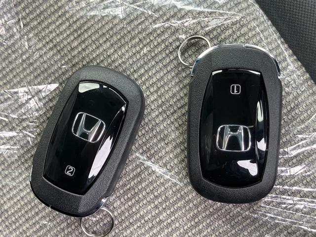 Ｎ－ＢＯＸ ベースグレード　４ＷＤ　届け出済み未使用車　両側スライド・片側電動　クリアランスソナー　オートクルーズコントロール　レーンアシスト　衝突被害軽減システム　オートライト　ＬＥＤヘッドランプ　スマートキー（8枚目）
