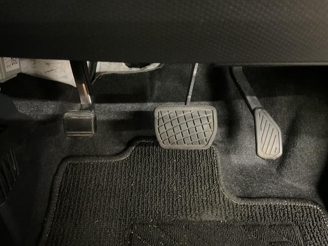 タント Ｘ　４ＷＤ　運転席・助手席エアーバック　盗難防止システム　衝突被害軽減システム　衝突安全ボディ　アイドリングストップ　クリアランスソナー　シートヒーター（40枚目）