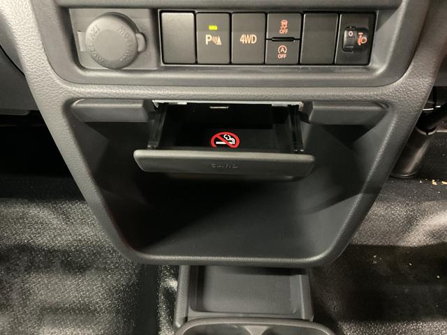 キャリイトラック 　４ＷＤ　運転席・助手席エアーバック　ＡＢＳ　ＥＳＣ　盗難防止システム（28枚目）