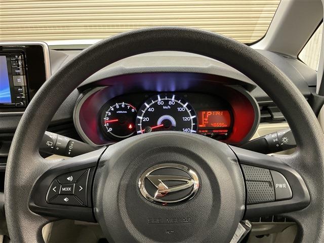 届出済　未使用車は新車の香りがします！中古車のようにタバコ臭い心配がありません。