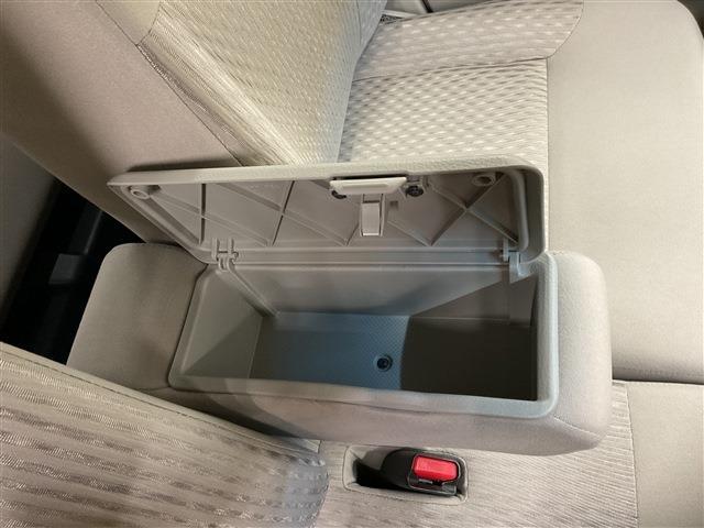 【毎日続々入庫中】新鮮な入庫したての車両が毎月約１５０台入庫します！新鮮な車両だから、価格に自信あります！仕入先が不明なお車は取り扱いません！「イイ車！イイ条件！イイ価格！」でご提供させていただきます