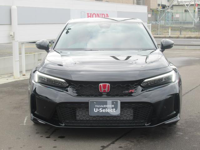 シビック タイプRレーシングブラックパッケージ(2枚目)