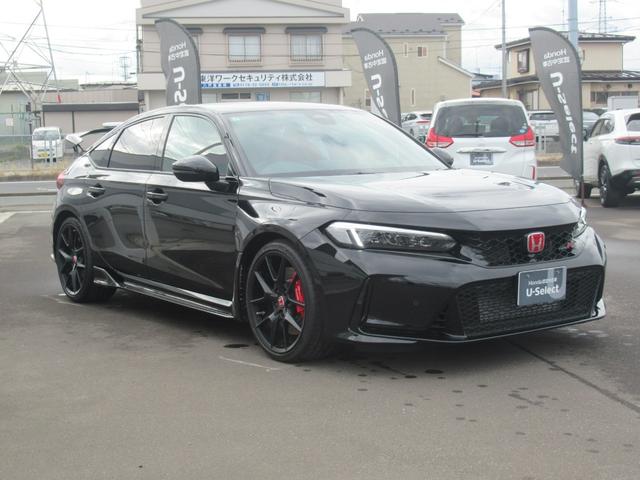 シビック タイプRレーシングブラックパッケージ(3枚目)