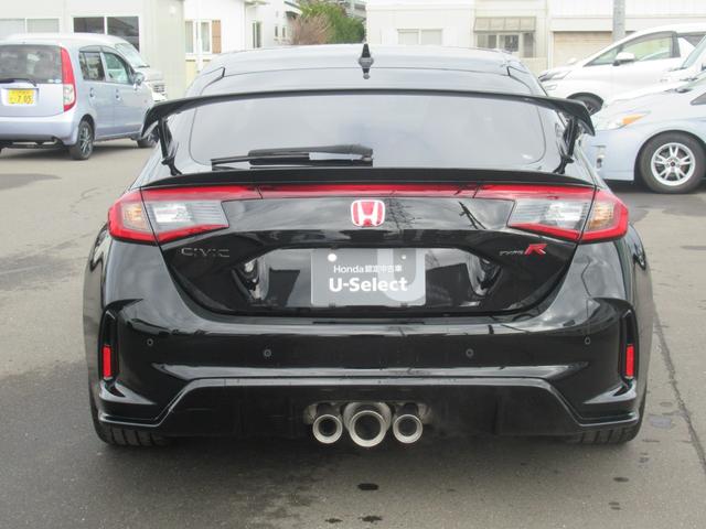 シビック タイプRレーシングブラックパッケージ(7枚目)