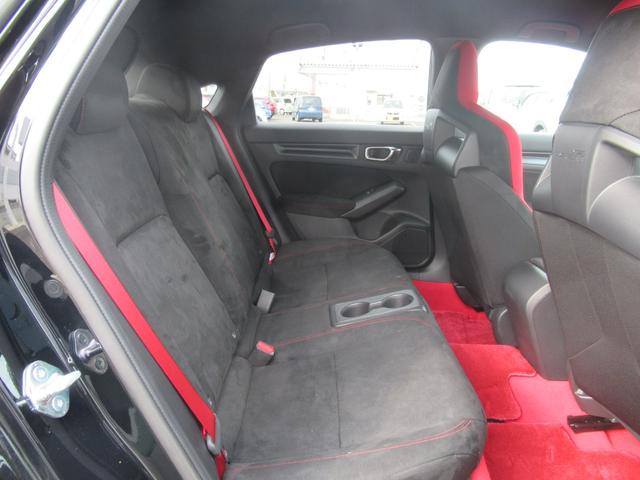 シビック タイプRレーシングブラックパッケージ(34枚目)