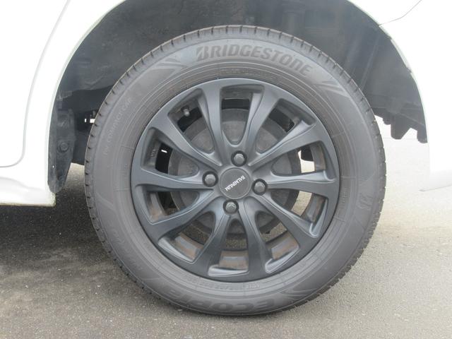 フリード Gジャストセレクション 4WD 純正ナビ ワンセグTV CD再生 リアカメラ ETC車載器 社外15インチアルミホイール 片側電動スライドドア 3列シート フロアマット 盗難防止装置(15枚目)