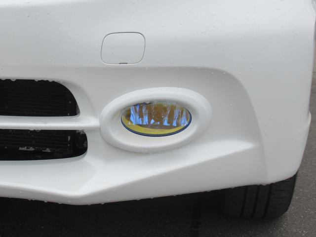 フリード Gジャストセレクション 4WD 純正ナビ ワンセグTV CD再生 リアカメラ ETC車載器 社外15インチアルミホイール 片側電動スライドドア 3列シート フロアマット 盗難防止装置(19枚目)