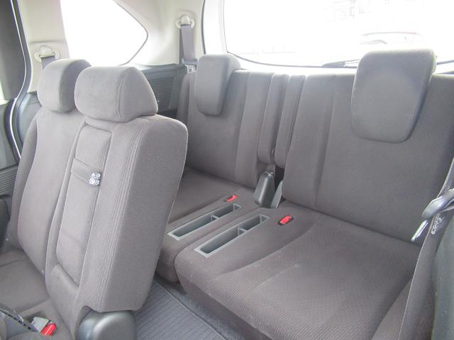 フリード Gジャストセレクション 4WD 純正ナビ ワンセグTV CD再生 リアカメラ ETC車載器 社外15インチアルミホイール 片側電動スライドドア 3列シート フロアマット 盗難防止装置(34枚目)