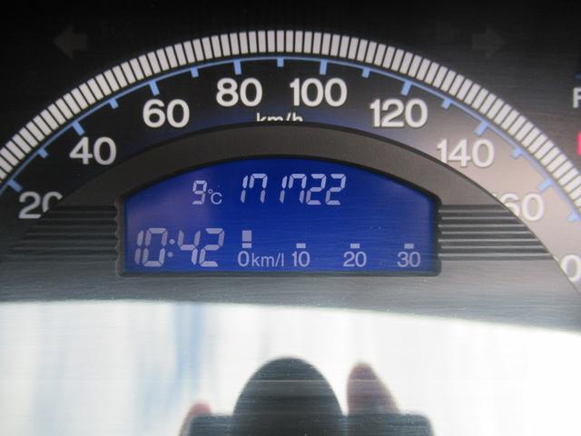 フリード Gジャストセレクション 4WD 純正ナビ ワンセグTV CD再生 リアカメラ ETC車載器 社外15インチアルミホイール 片側電動スライドドア 3列シート フロアマット 盗難防止装置(59枚目)