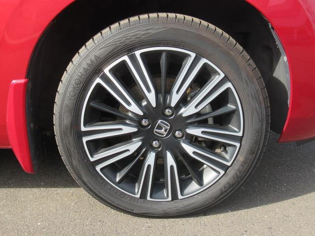 フィット e:HEVリュクス 4WD HondaSENSING 純正ナビ インターナビ対応 純正16インチアルミホイール 障害物センサー リアカメラ LEDヘッドライト Bluetooth接続 CD/DVD再生 ETC(19枚目)