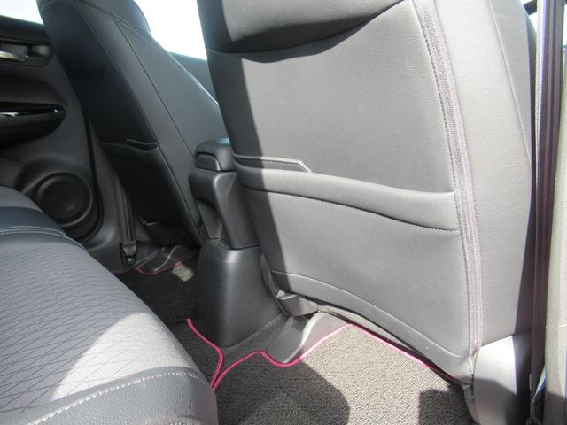 フィット e:HEVリュクス 4WD HondaSENSING 純正ナビ インターナビ対応 純正16インチアルミホイール 障害物センサー リアカメラ LEDヘッドライト Bluetooth接続 CD/DVD再生 ETC(35枚目)