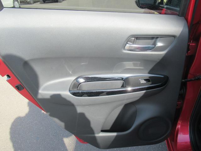 フィット e:HEVリュクス 4WD HondaSENSING 純正ナビ インターナビ対応 純正16インチアルミホイール 障害物センサー リアカメラ LEDヘッドライト Bluetooth接続 CD/DVD再生 ETC(36枚目)