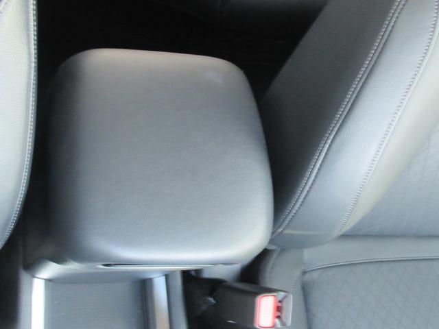 フィット e:HEVリュクス 4WD HondaSENSING 純正ナビ インターナビ対応 純正16インチアルミホイール 障害物センサー リアカメラ LEDヘッドライト Bluetooth接続 CD/DVD再生 ETC(71枚目)