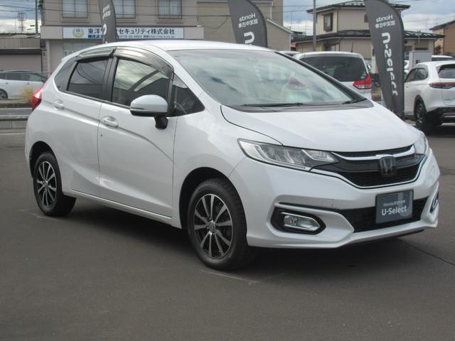 フィット 13G・Fコンフォートエディション 4WD HondaSENSING ドラレコ前後 社外ナビ フルセグTV Bluetooth接続 レーンアシスト LEDヘッドライト 社外15インチアルミホイール シートヒーター ETC車載器(3枚目)